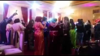 شاهدوا رقص “كريمة غيث” في عرس بالقفطان المغربي – فيديو