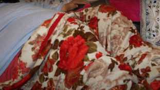 قصة مي نعيمة ستهز المغاربة : تعاني من مرض غريب وقصتها مع ابنها
