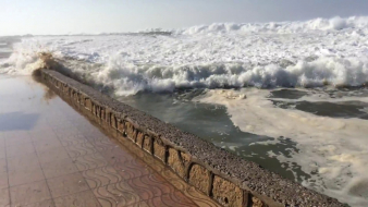 مديرية الأرصاد الجوية تحذر المواطنين من أمواج خطيرة متوقعة بهذه المناطق
